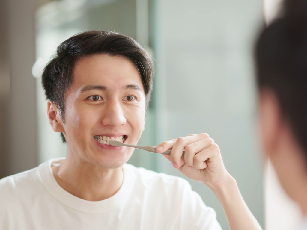 Tips Sederhana Merawat Gigi agar Tetap Sehat dan Bersih