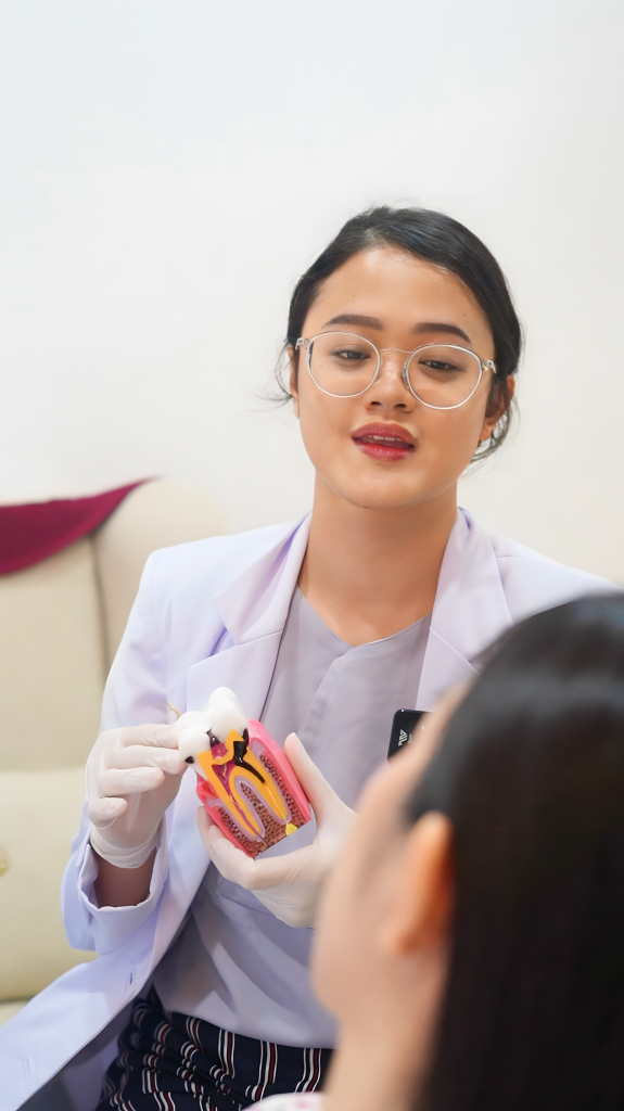 Apakah Bleaching Gigi Aman? Fakta dan Resiko